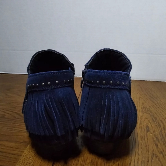 Very Volatile size6.5 Suede Booties - Picture 2 of 6